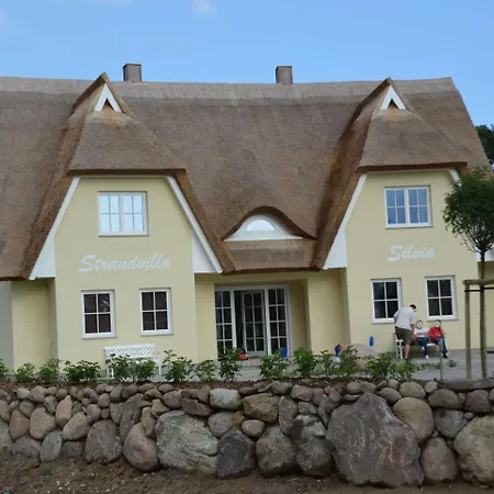 Vakantiehuis Strandvilla Silvia Haus 1 Goehren (Ruegen)