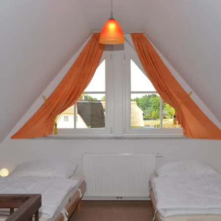 Strandvilla Silvia Haus 1 Goehren (Ruegen)
